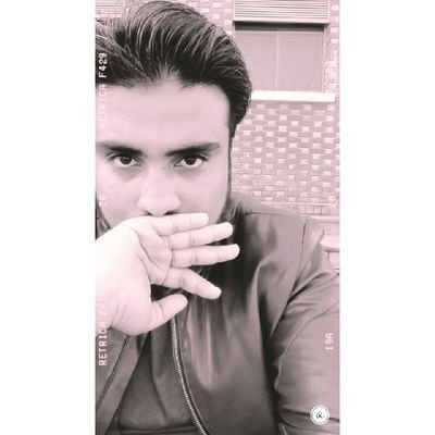 Ex Fazaian 📖📚🏫
Szabist #SZABISTIAN #BSSE 🖥📖📚🏫
Snapchat: iamusman95 🔸
Juventus Buffon Ronaldo #CR7 ⚽
Music 🎶🎧
Pisces ♓
Islamabad, Pakistan 🇵🇰