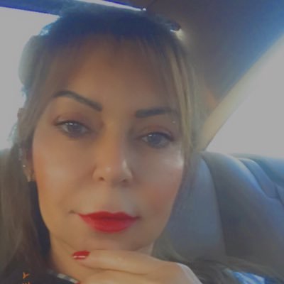 المدير التنفيذي لجمعية العلاج الامن ، تخصص اجتماع مهتمه بذوي الاحتياجات ، متفائلة .محبة للسفر .