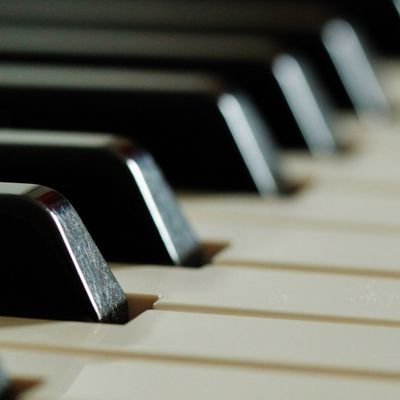 FlorenceDumery's profile picture. Psychologue clinicienne, a fréquenté le Centre Henri Piéron quand il était encore à l'Odéon ! 😉