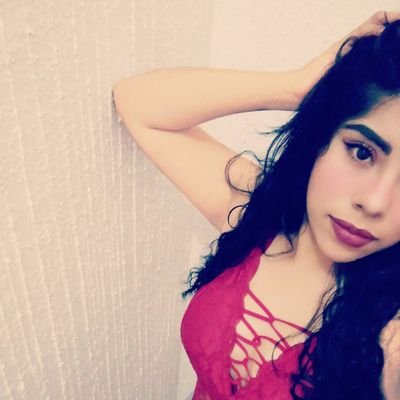 nenabieber_'s profile picture. 🌻🌹Siempre estas a una decisión de distancia de una vida totalmente diferente 🌻🌸