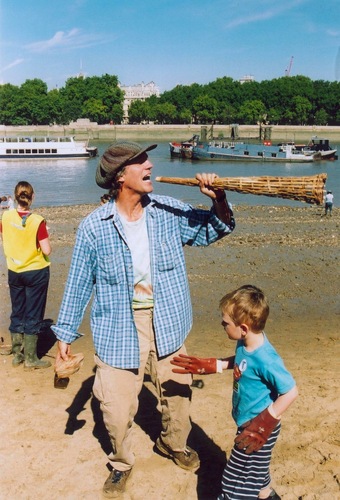 Storyteller, Guide, Imagineer for Journey Into Greenwich -Stories And Walks (JIGSAW), Mudlark, Lover of Old Places and Green Spaces