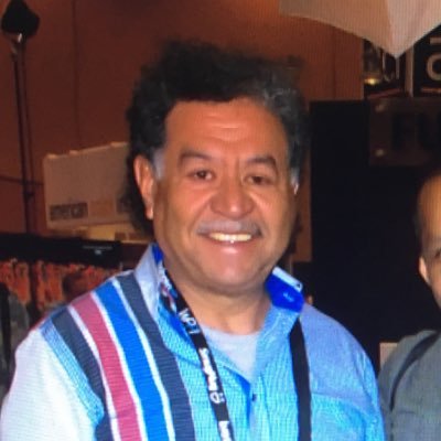 Tengo un canal en YouTube Luis Tapia Noticias, y desde la campaña de nuestro presidente AMLO me di cuenta que sería el #1 AMLOVER %,