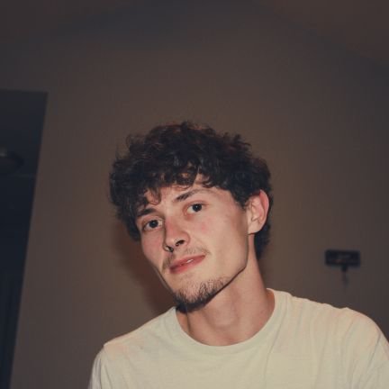 _kingmidas_'s profile picture. indifferent.