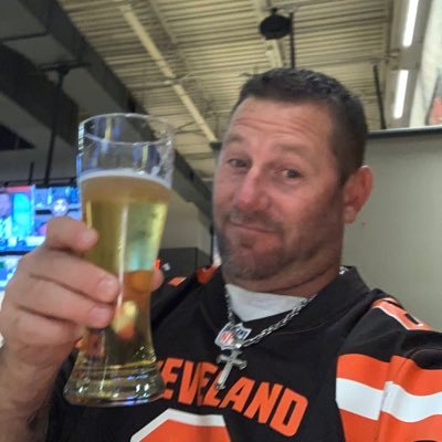 joshbarnette6's profile picture. 