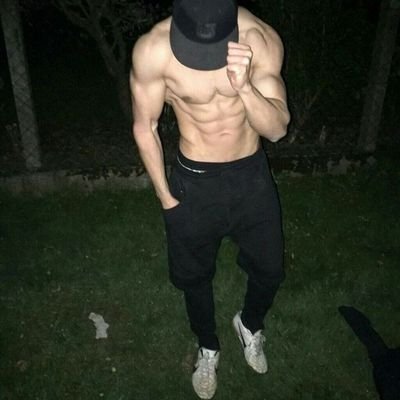 Im 26 y single boy from India