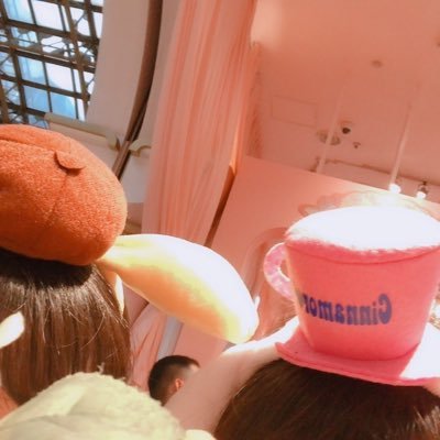 8UcVtcsQASLQUOm's profile picture. 