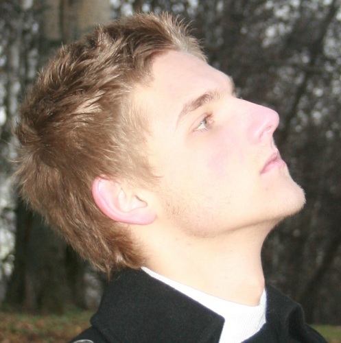 YoursAlejandro's profile picture. Когда некому отдаться — женщина полностью отдается работе.