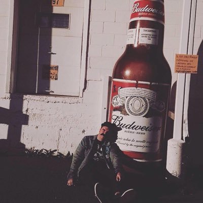 frnkWULF's profile picture. UNDERGROUND // 𝙻𝙾𝚆-𝙵𝙸 // POST-PUNK // 𝙷𝚄𝙼𝙾𝚄𝚁 𝙽𝙾𝙸𝚁 // DESIGN VISUEL