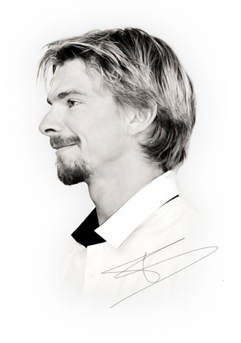 simon_skiscool's profile picture. Simon devoted his life to the mountain, he has become a ski instructor at the age of 24.
Simon is an entrepreneur made in france, also ski&sailing instructor.