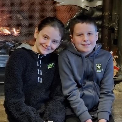 MelAustin27's profile picture. Boston Strong