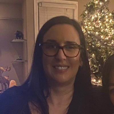 Pharmer 💊 in Northern Ontario | cat mom🐈🐈 | 🏳️🌈🏳️⚧️ally | she/her | Opinions are my own