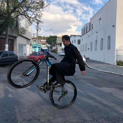 BifeBaby's profile picture. vikin