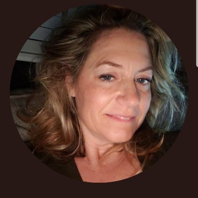 Mom of 3 girliewhirls, safta, spec ed assist, Owner Fenwickislandnauticalsportswear, philosophy BA, photography, beach girl, dual faith-grateful & blessed, wife