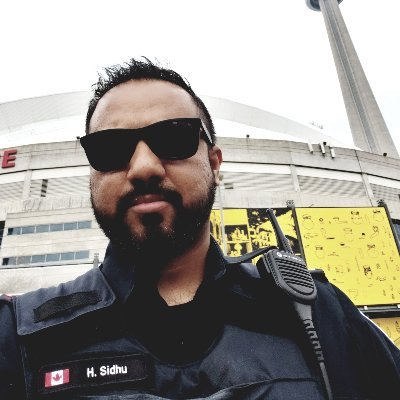 OfficerSunnyTPS's profile picture. Toronto Police Neighbourhood Officer @tps42Div Chester Le and Glendower Community
Non-Emerg 416-808-2222 /Emergency Call 911 Account NOT monitored 24/7