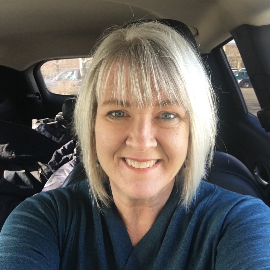 Middleaged woman (MAW) blogging about passion, style, family & fun, and exploring what comes next. Always thrilled to find others on a similar journey. Join me!