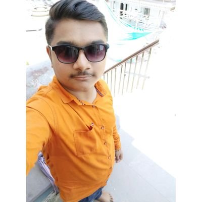 DhavalrajR's profile picture. 🎓 CA Aspirant 🎓