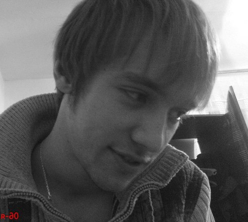 Интересов много) Оптимист) Почти гитарист) Почти програмист) Почти лингвист))))))
http://t.co/CFWGbWF3fx