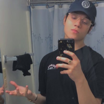 imdatzsr's profile picture. 