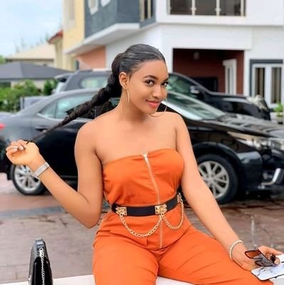 HRonacle's profile picture. Love and I would also love you