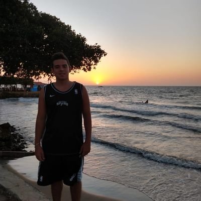 Santiago Cadavid Henao (cadavid_henao) Twitter