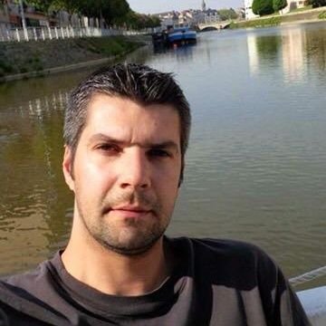 VerlenLaurent's profile picture. j'aime le sport les animaux la cuisine et la lecture😉😊