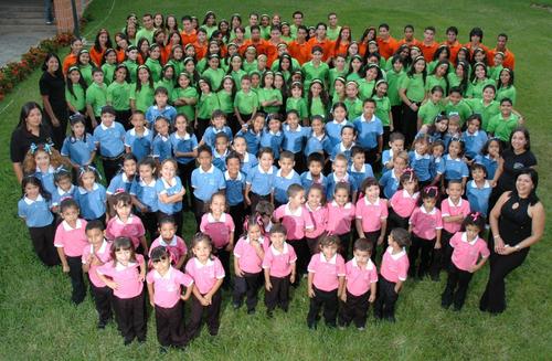 NCOSJL's profile picture. Los Niños Cantores de la Orquesta Sinfónica Juvenil de Lara, desde su fundación en 1987 se han dedicado a formar agrupaciones corales de amplia trayectoria.