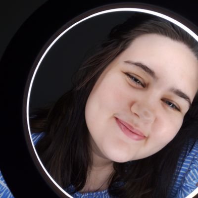 MelanieOfficia3's profile picture. I'm a youtuber my name is melanie vlog 2
single  
snapchat Melaniewillia17 
I'm not a lesbian I'm fully straight
