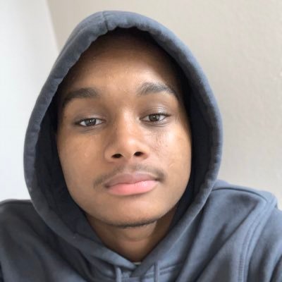 kenweazy's profile picture. 