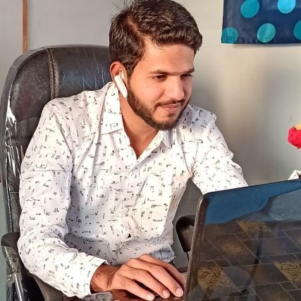 I m YouTuber and I m trying my best to Help Each and Everyone to Grow and Become Successful in Life...