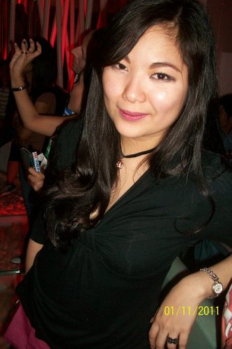 IshMeetsWorld's profile picture. 