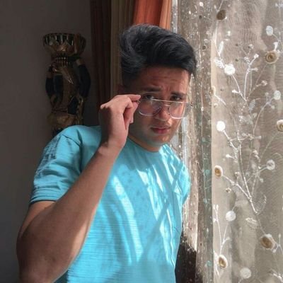 aaljhonn's profile picture. I apologize in advance.