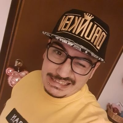 gepp80's profile picture. Can you meet me halfway right at the borderline