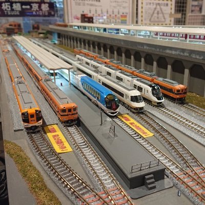 densyakurabu's profile picture. 鉄道模型を一般に展示を行う事を専門とした社会人模型サークル『◇放課後◇でんしゃ倶楽部。』です！
鉄道模型の展示、体験運転を最大限楽しんでもらう事が目標です！

展示のご依頼はDMまたはこちらまで！

部長@jp3ghq
副部長@yoyoyo127