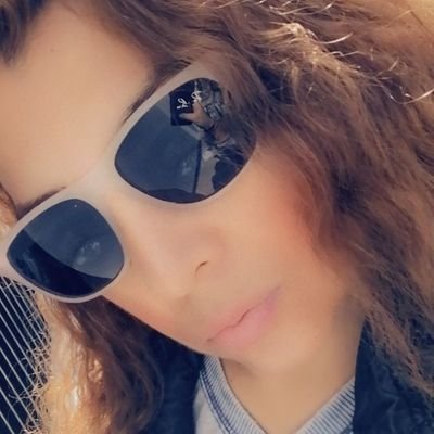 Veronic68702691's profile picture. Divertida