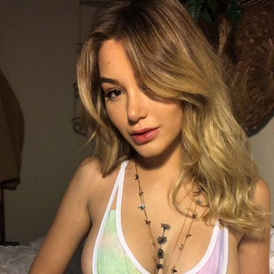 Verified AdmireMe Model @AlisonLicks.
Follow me on there for dirty adult content š
Just your cute blonde girl next door š
#findom #findomme