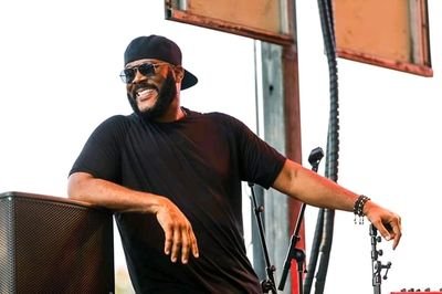 @ Tylerperry
The OFFICIAL twitter page of writer, director, producer actor, Tyler perry