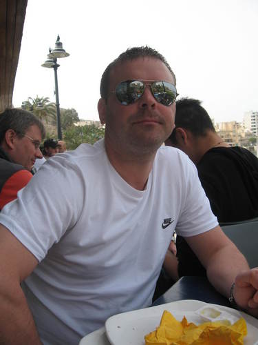 General Sports follower....Top sports - Football (WAWAW), Snooker, Cricket and Darts. 
Was part of 1st (and only) twittergreyhound syndicate. Veiws are my own.