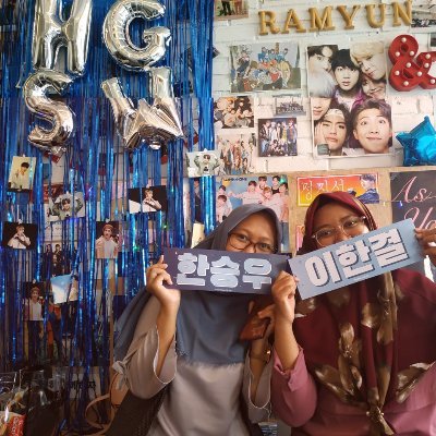 momosaitou's profile picture. Personal Account | Kdrama Enthusiast | Books | Matcha 💙