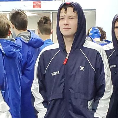 Varsity swimmer excelling in Freestlye