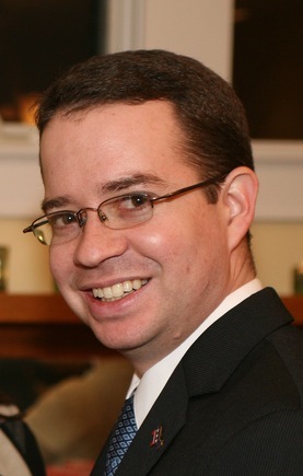 gordonsimonett's profile picture. Proud Dem, 2004 @AU_SPA alum, UMich & DET sports fan, NPR addict, budding cyclist, native Trinidadian.