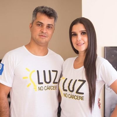 Realiza as obras sociais. Luz No Cárcere