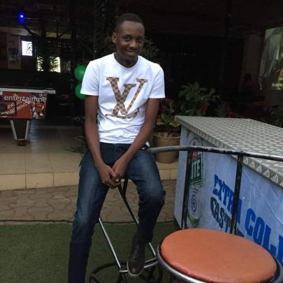 mbasac90's profile picture. Sales person. Doesn't drink, Manchester united fan, Follows Redbull Racing