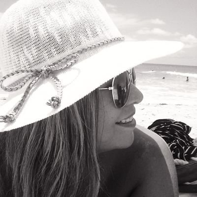 cwebdesign02's profile picture. 100% Venezolana 🇻🇪 La justicia viene de un poder divino.