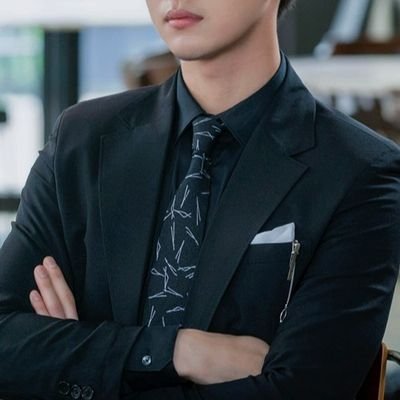 nitpicker_OFD's profile picture. 사무팀 팀장 . BM . 177 : 61 . 31Y. 약 sm, 토이 선호 /더티 기피.