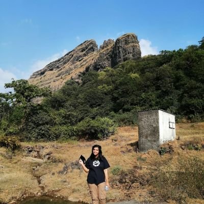 Akshaya_010492's profile picture. 🤓