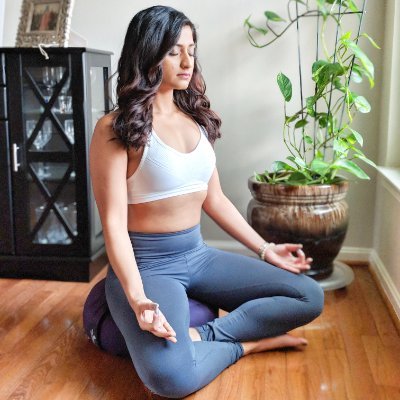 shreytilly's profile picture. Yoga Teacher, Wellness Blogger, Conscious Mom