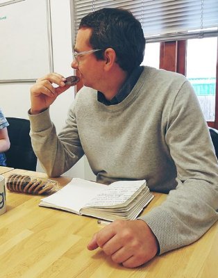 Your daily snack reviews, rated out of 10 with full reasoning.
Project Manager / UX at @AD7social, Jack Russel owner, boat obsessed.