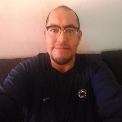 arturohp17's profile picture. 