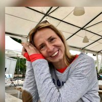 Edit Szepessy (@szepessy10) 's Twitter Profile