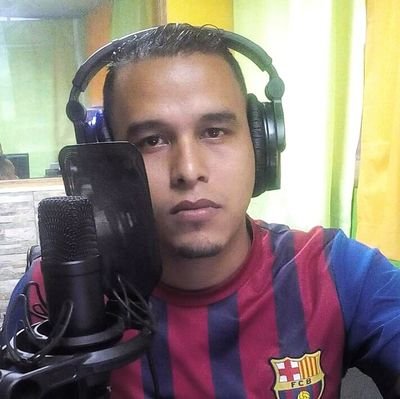 soy locutor y trabajo en montaña 102.7fm en ciudad guayana